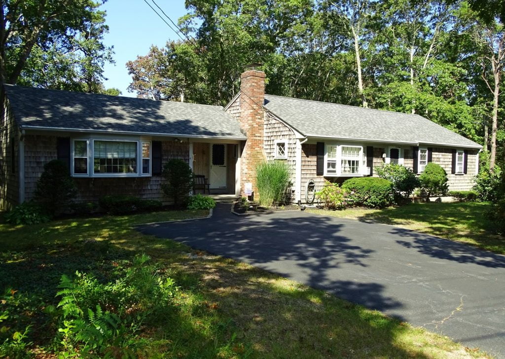 4 Bedrooms Cape Realty, Inc.